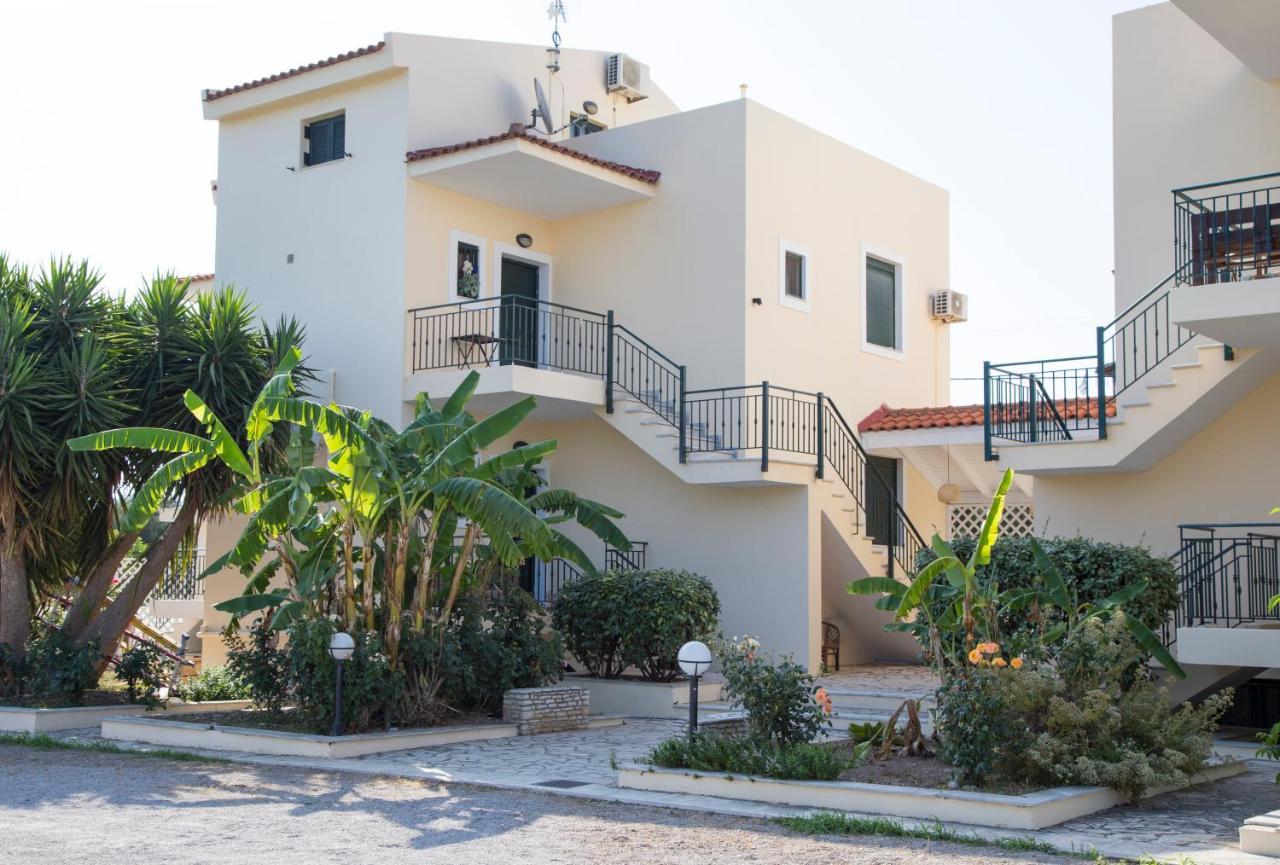 Oliva Holiday Homes Dhiyeliotika Bagian luar foto